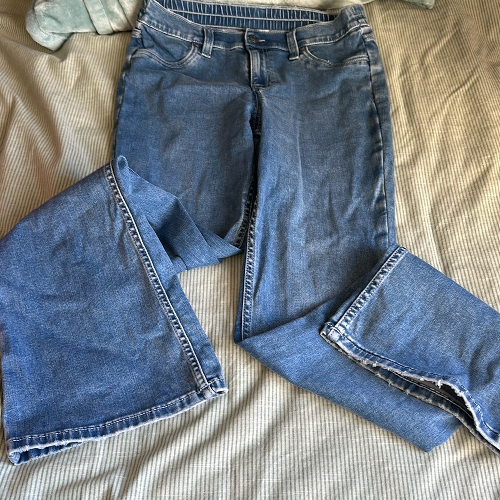 Women’s Aerie Flare Jeans- Size M